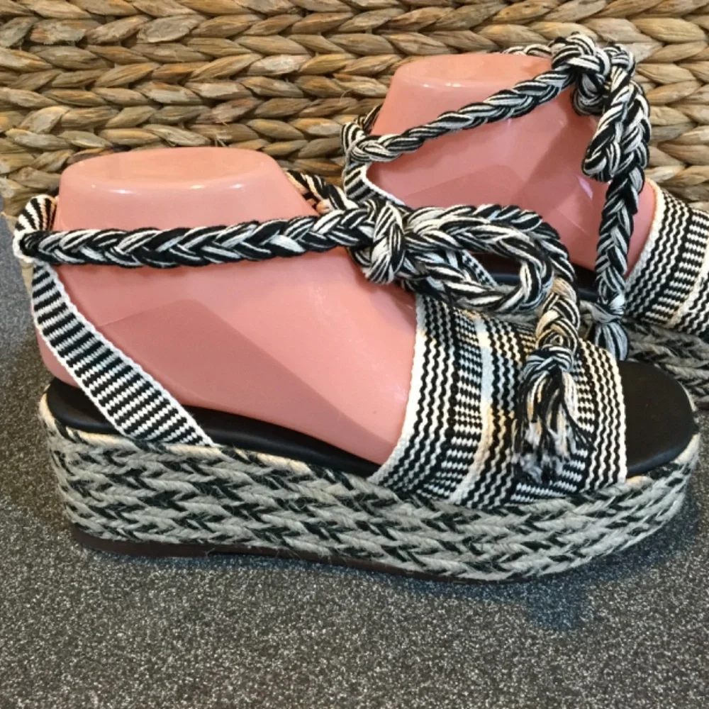 Maypol Black and White Platform Sandals